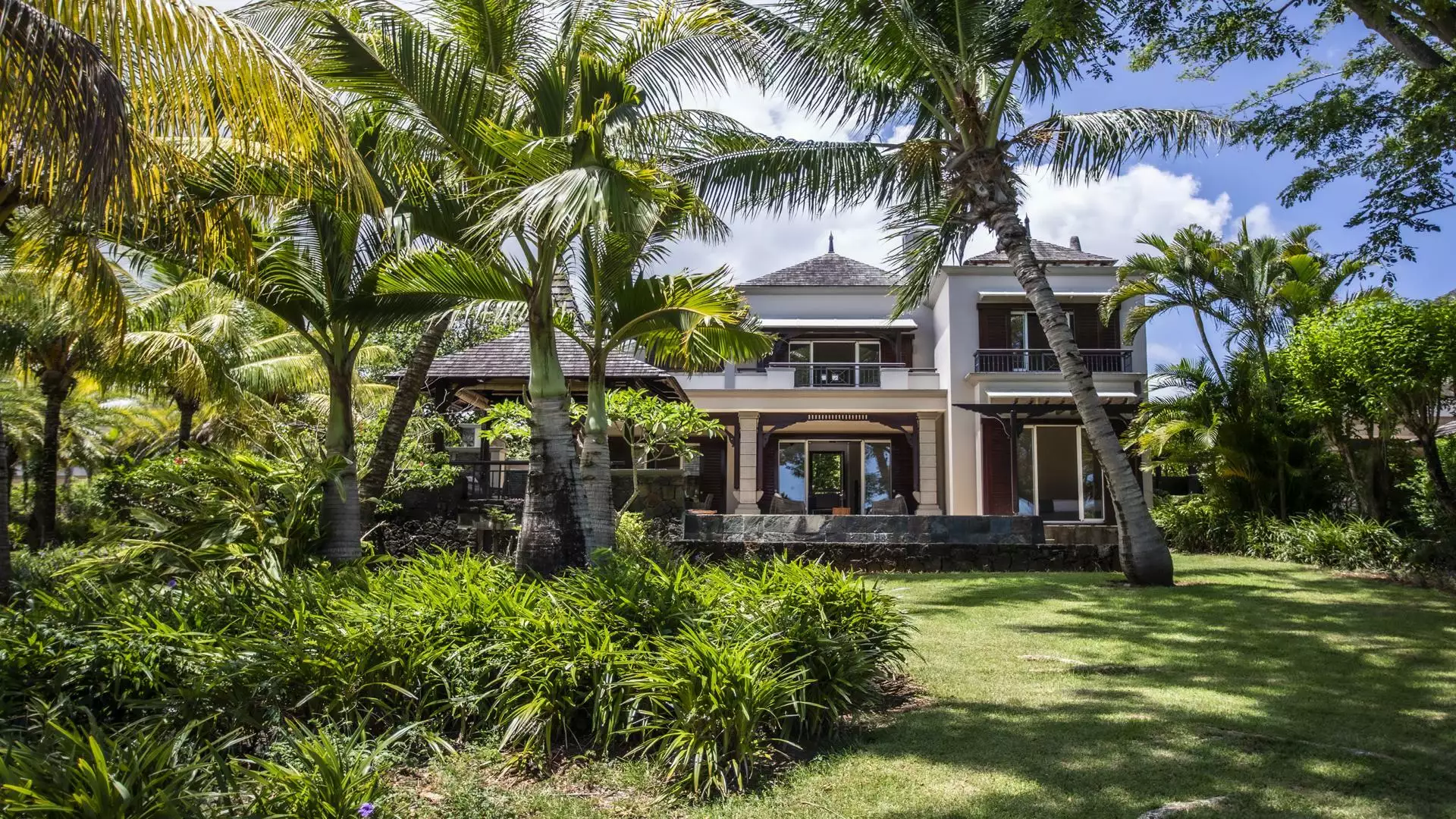 Tee to Sea – Heritage Villas Valiche